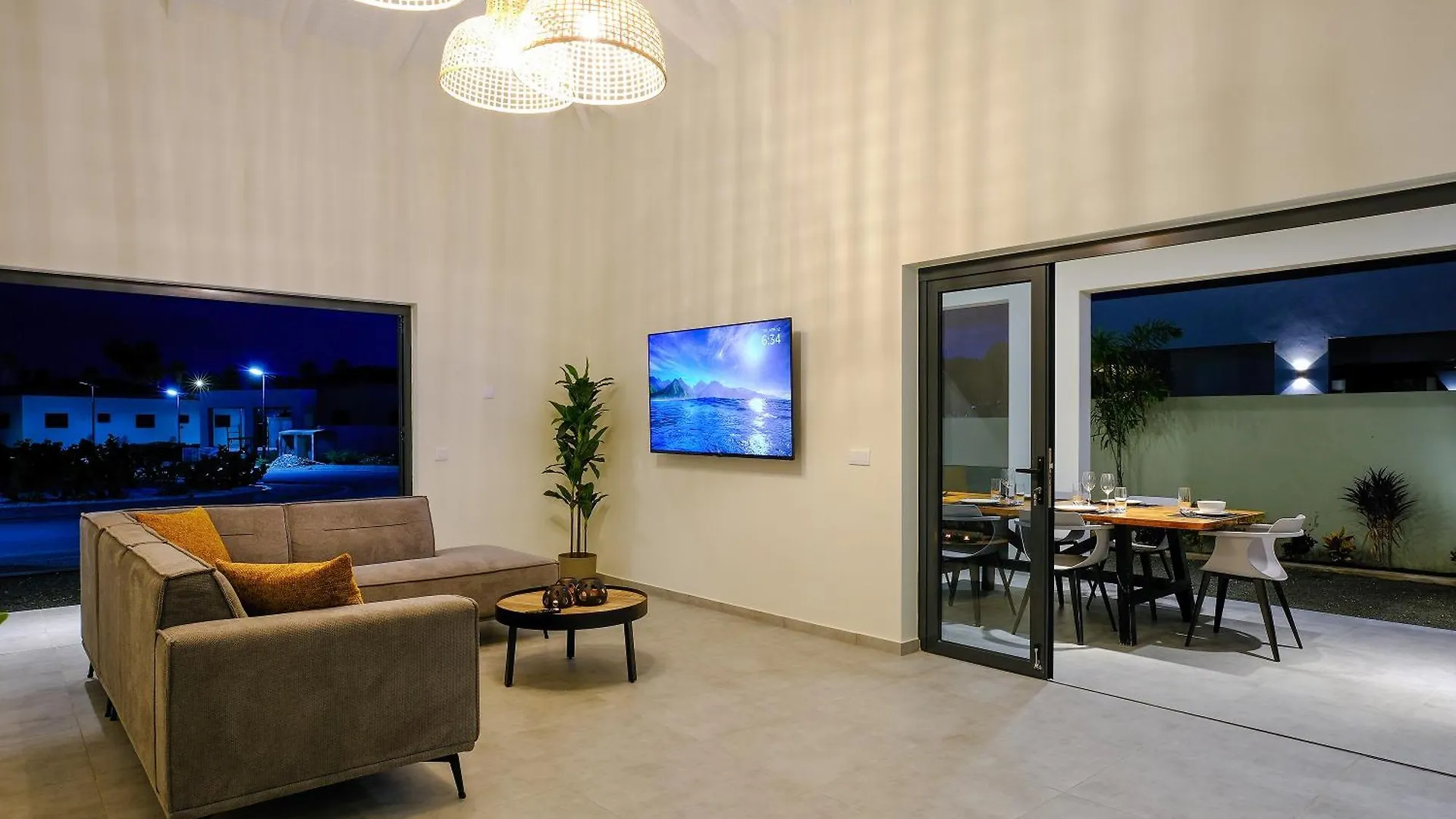 Great Location - Newly Built And Beautiful Home Willemstad Curacao
